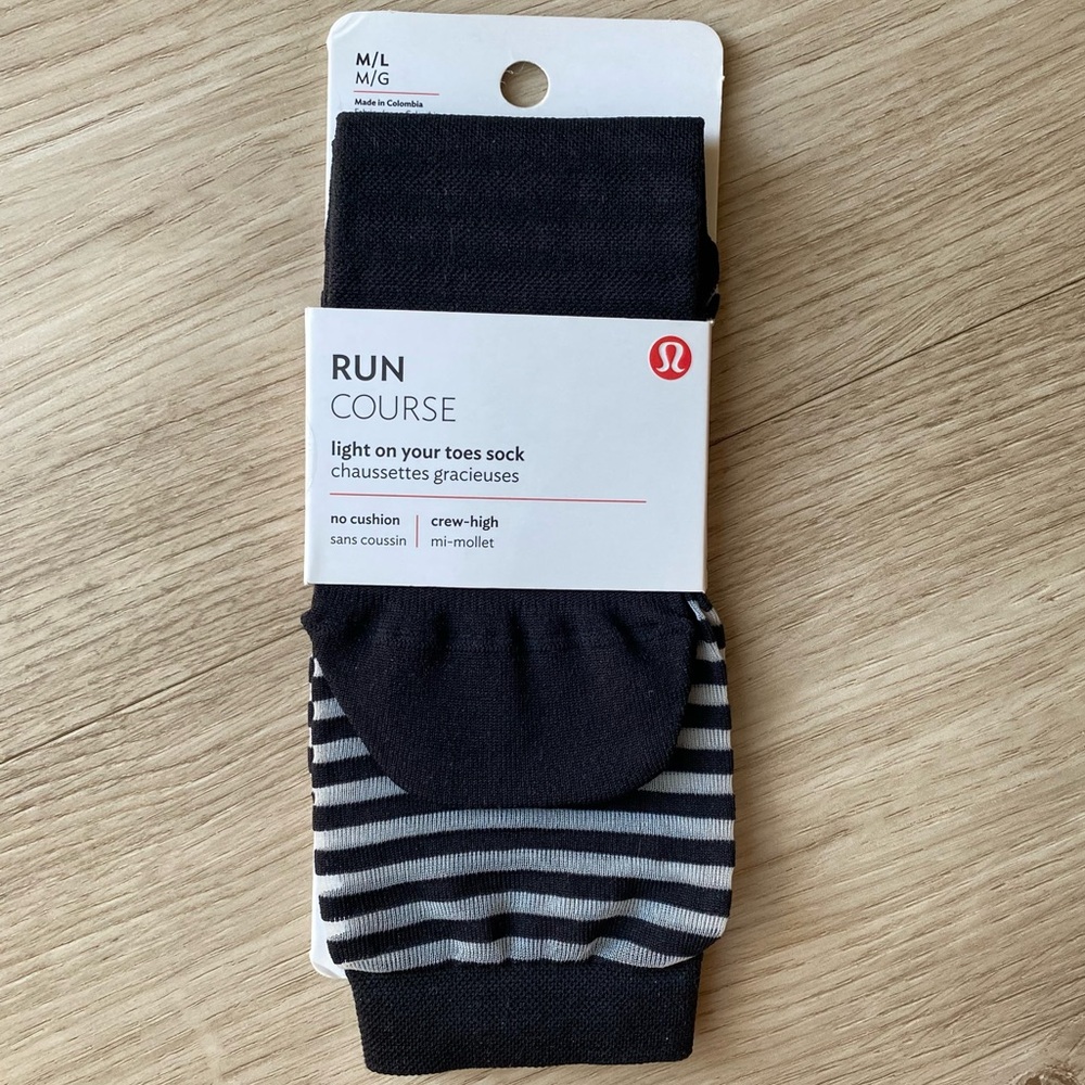 ❤️ NWT Lululemon Run Course Light On Your Toes Socks - M/L